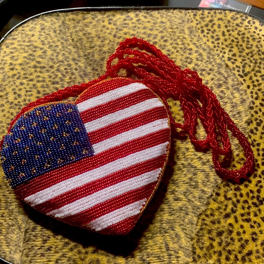 Mini beaded USA 🇺🇸 heart ❤️